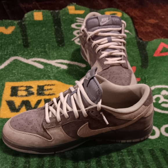 Otomo Katsuhiro x Nike SB Dunk Low "Steamboy OST" - Picture 11 of 13